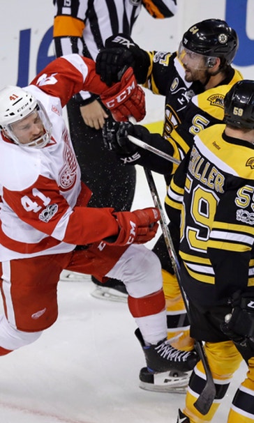 Pastrnak scores late in OT, Bruins beat Red Wings 4-3 (Jan 24, 2017)